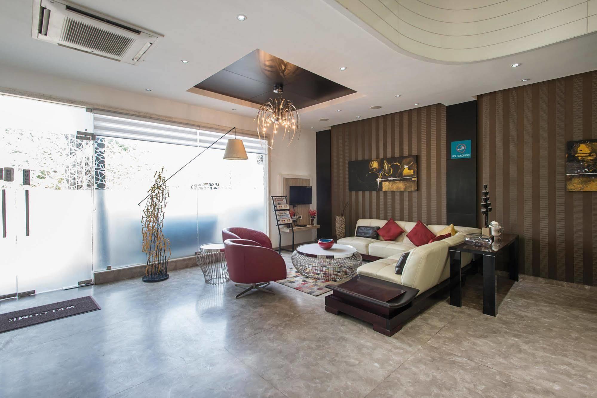 Hotel Rockland Jaipur Ngoại thất bức ảnh