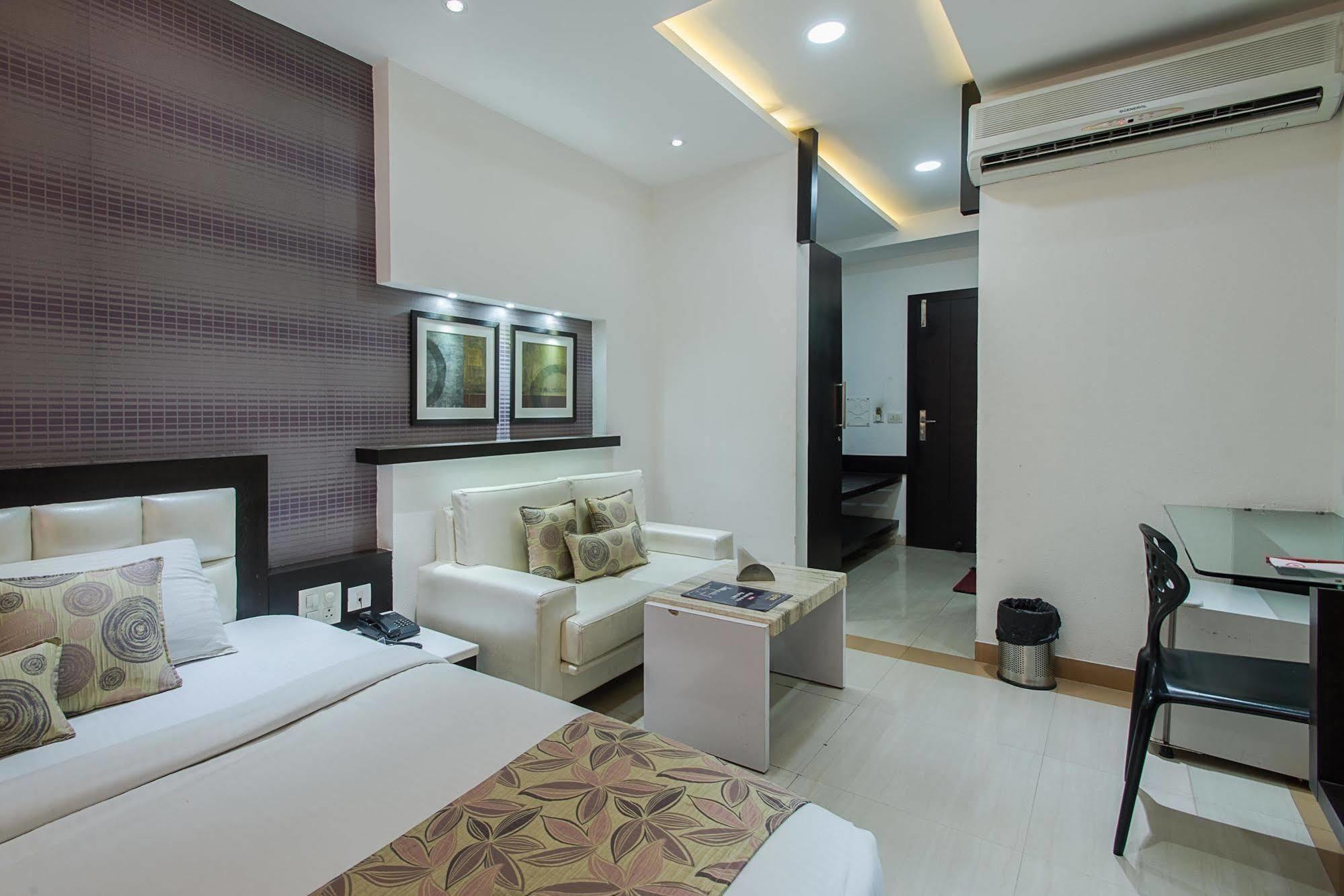 Hotel Rockland Jaipur Ngoại thất bức ảnh